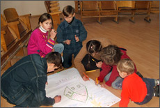 Parapijos vaikų užsiėmimas. Iš parapijos archyvų